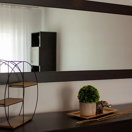 Horizon Apartment *